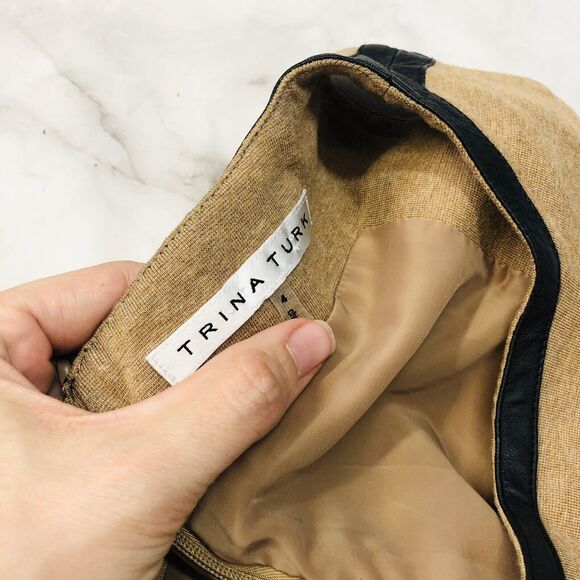 Trina Turk Beige Sheath Dress Faux Leather Piping Sleeveless Size 4 - Picture 6 of 6